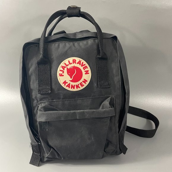 FJALLRAVEN Kanken Mini Backpack- Black - Picture 1 of 12
